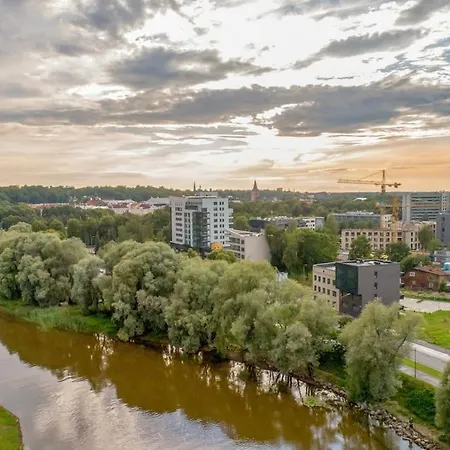 Apartment With Sauna In The Heart Of Tartu Extérieur photo