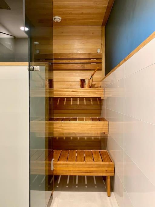 With Sauna In The Heart Of Appartement *